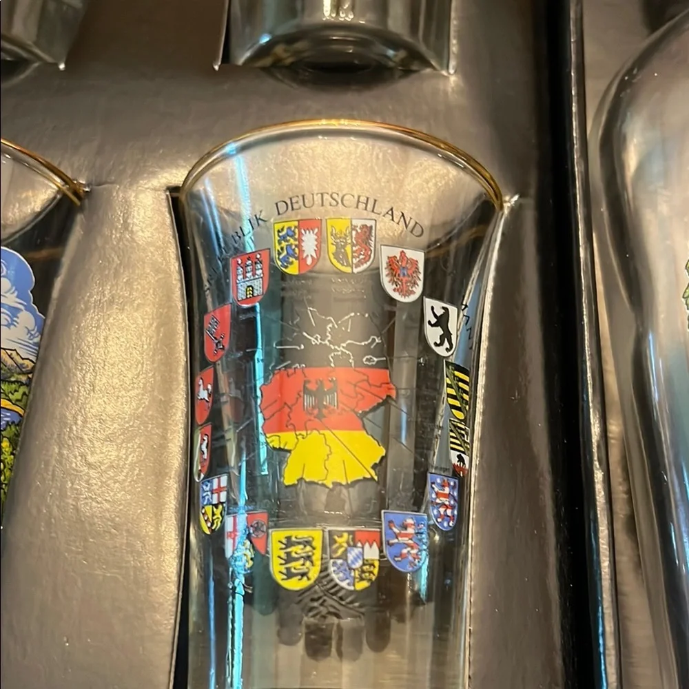 German Flask and Shot Glass Set Scenic Set
